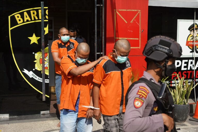 Polres Tanjungperak Amankan Komplotan Pelaku Pemerasan Mengaku Anggota Polisi