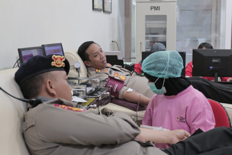 Wakapolresta Malang Kota Donor Darah Peringati Hari Jadi Korps Brimob Ke-78