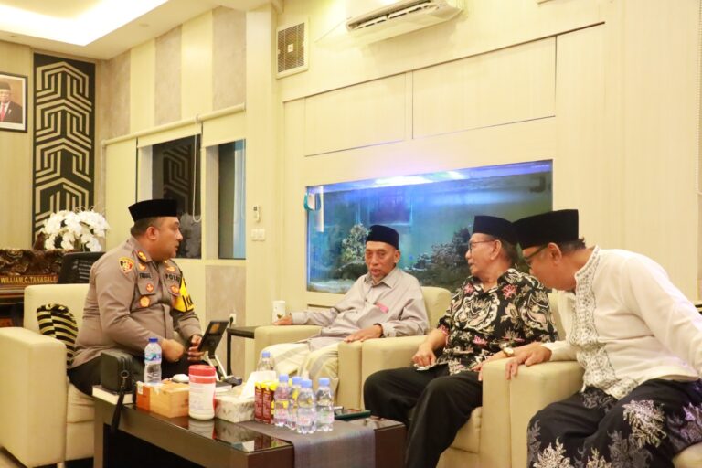 Perkuat Jalinan Silaturahmi Dengan Ulama, Polres Tanjungperak Terima Kunjungan PCNU Kota Surabaya