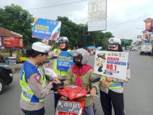 Operasi Keselamatan Semeru 2024 Polres Malang Sosialisasikan Kamseltibcarlanta