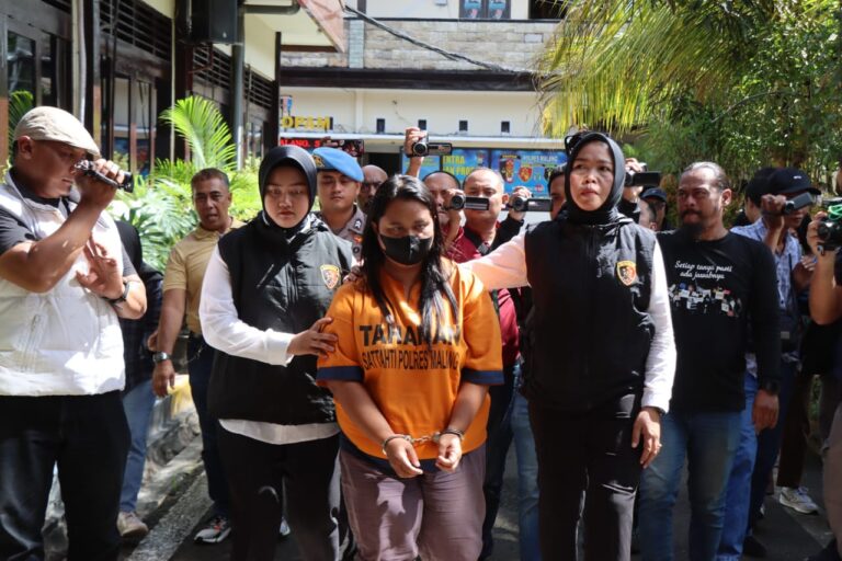 Polisi Berhasil Bongkar Jaringan Pemalsu Beras Bulog Jadi Kemasan Premium di Malang
