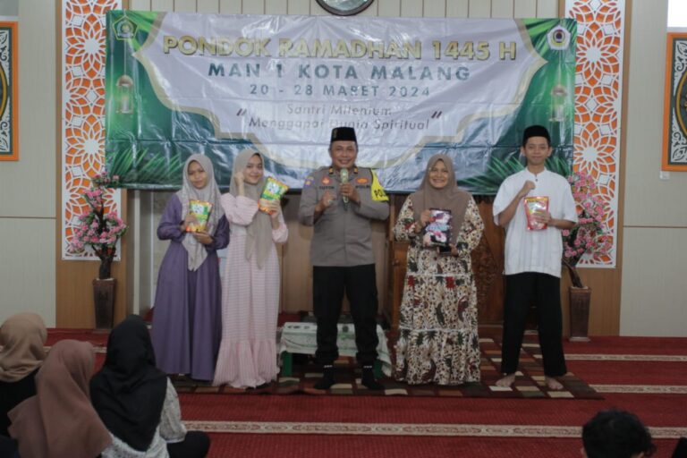 Tingkatkan Motivasi Siswa-Siswi MAN 1 Polresta Malang Kota Hadir Dalam Pondok Ramadan