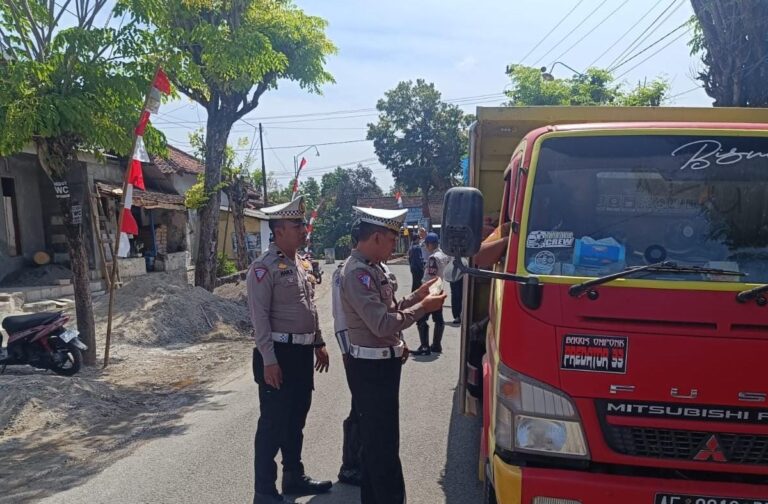 Polres Ponorogo Gelar Pemeriksaan Kendaraan Umum dan Angkutan Barang