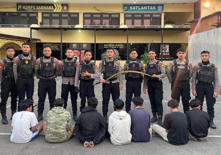 Polres Pelabuhan Tanjungperak Amankan 7 Kelompok Gang Allstar di Tenggumung Baru Surabaya