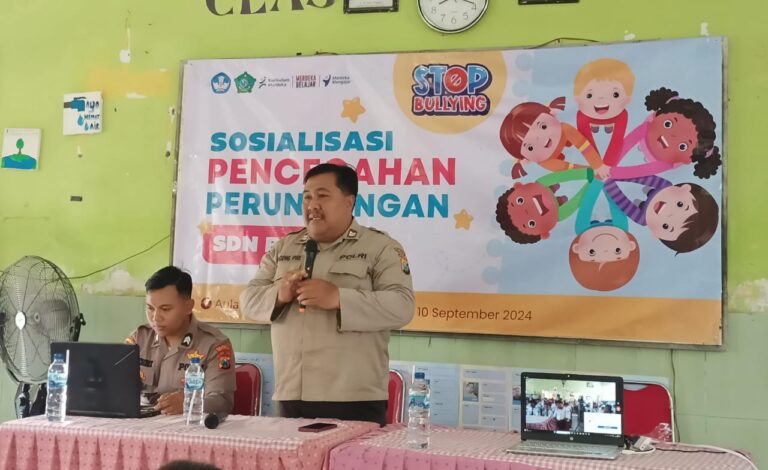 Cegah Perundungan, Pak Bhabin di Sidoarjo Gencarkan Edukasi Pelajar