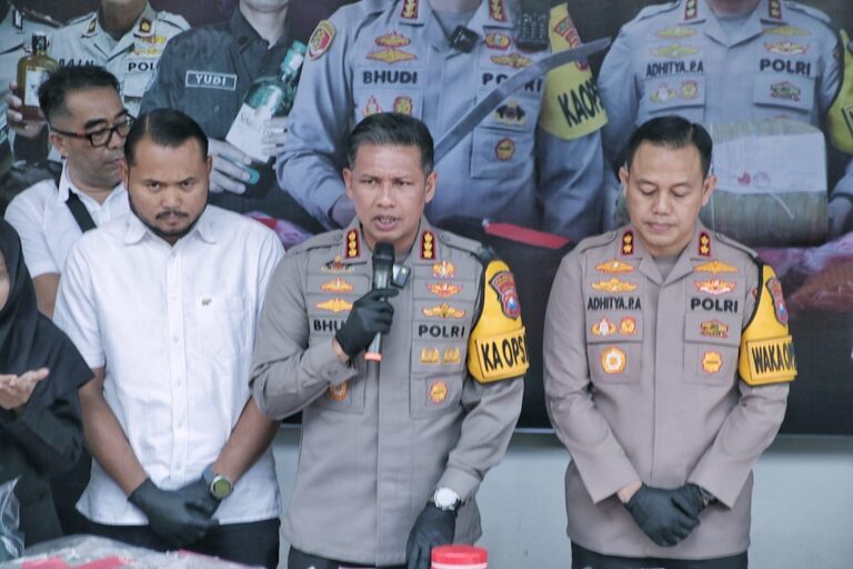 Operasi Tumpas Narkoba Semeru 2024 Polresta Malang Kota Berhasil Amankan Tersangka Jaringan Pengedar Ganja