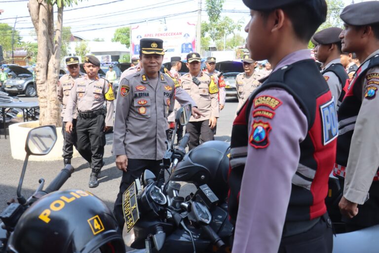 Pastikan Kesiapan Pengamanan Pilkada 2024, Polda Jatim Cek Kendaraan dan Almatsus di Polres Bojonegoro