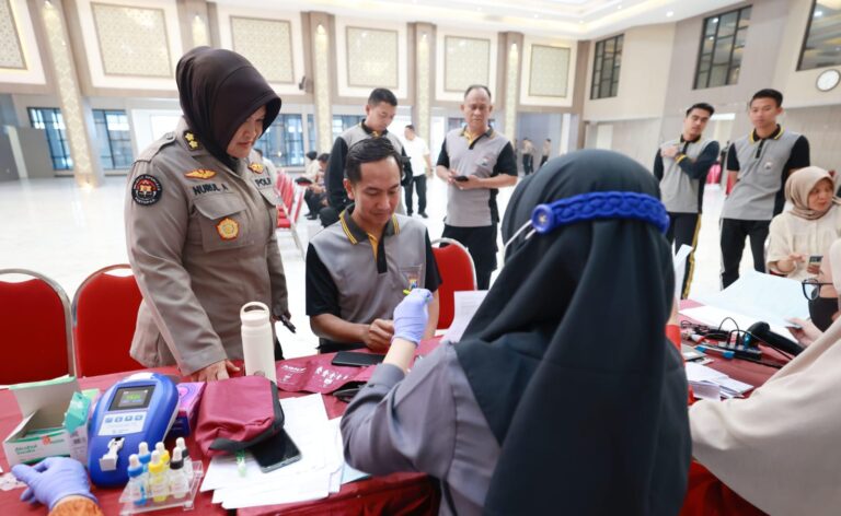 Sambut Hari Jadi Humas Polri ke-73 Polda Jatim Gelar Donor Darah