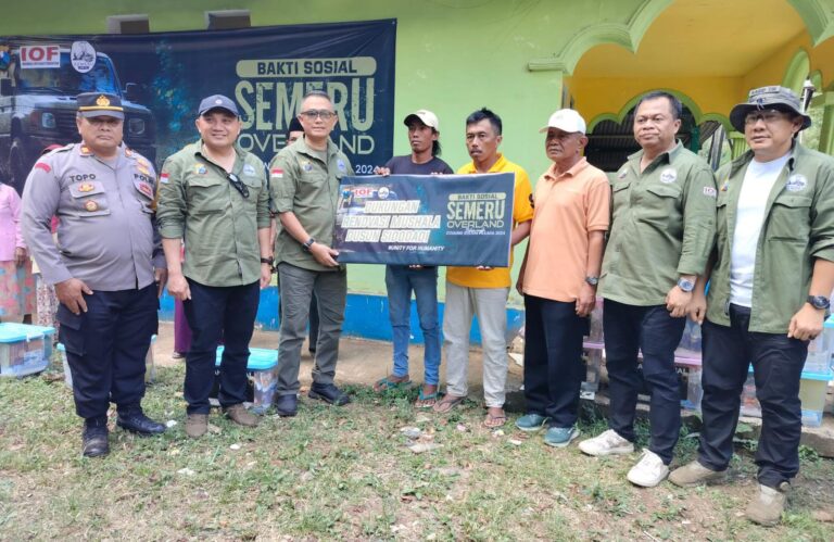 Kapolda Jatim Pimpin Baksos Semeru Overland Cooling System Pilkada 2024