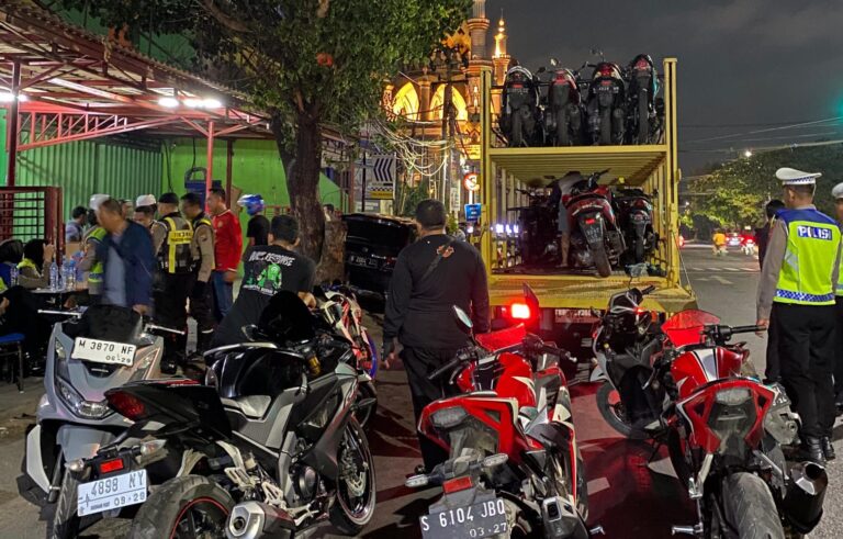 Operasi Cipkon, Polisi Amankan 47 Motor Diduga Balapan Liar di Surabaya