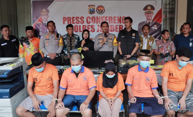 Polres Jember Berhasil Ungkap Pemalsuan Dokumen Lintas Provinsi, Lima Pelaku Diamankan