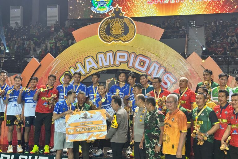 Tim Voli Putra Polda Jatim Juara Kapolri Cup 2024 usai Kalahkan Tim Polda Jabar di Laga Final