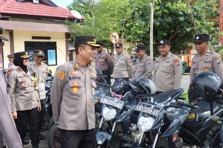 Jelang Tahap Coblosan Pilkada 2024, Birolog Polda Jatim Cek Ranmor dan Almatsus di Polres Sampang