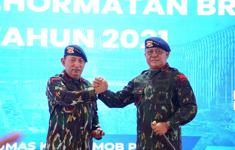 HUT ke-79 Brimob, Kapolri Kenang Pujian Atraksi Pasukan yang dihadiri Presiden Ke-7 Jokowi dan Presiden Ke-8 Prabowo