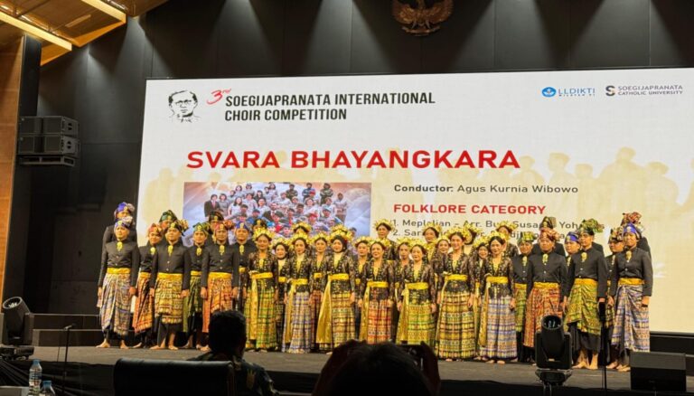 Tampil di Kompetisi Paduan Suara Internasional, Svara Bhayangkara Polri Masuk 5 besar dan Raih ‘Impresive Stage Performance’