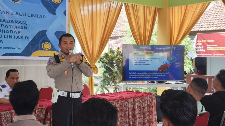 Jelang Nataru Polres Bondowoso Gencarkan Sosialisasi Tertib Berlalu Lintas