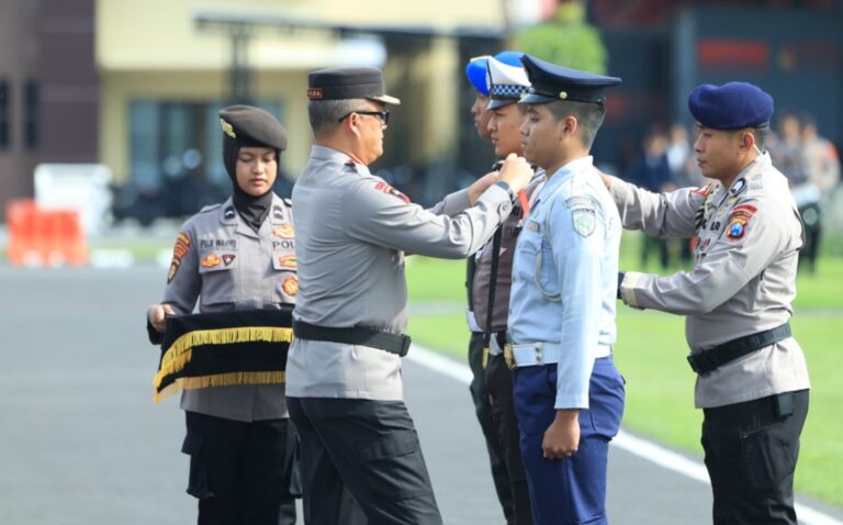 Kapolda Jatim Pimpin Apel Gelar Pasukan Operasi Terpusat Lilin Semeru 2024