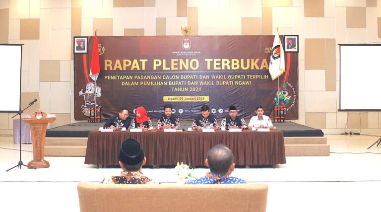 Polisi Siagakan Puluhan Personel, Pleno Penetapan Pemenang Pilkada 2024 di Ngawi Kondusif