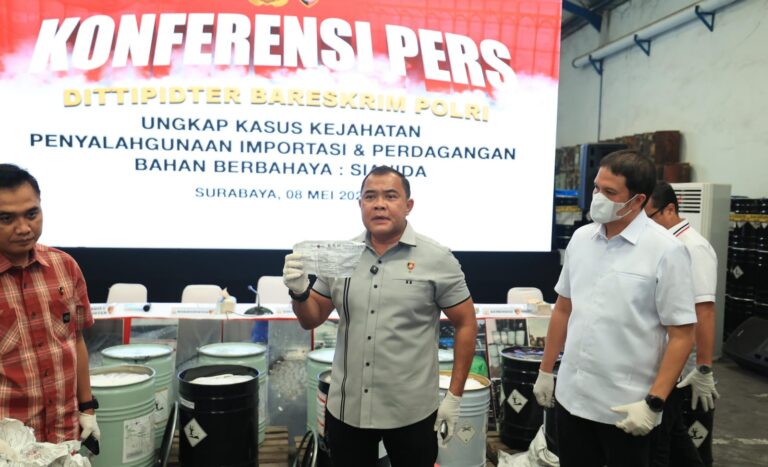 Bareskrim Polri Bongkar Perdagangan Ilegal Sianida di Surabaya dan Pasuruan, Omzet Capai Rp 59 Miliar