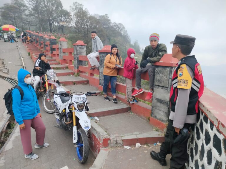 Polres Pasuruan Pertebal Pengamanan di Dua Jalur Wisata Saat Libur Panjang Idul Adha