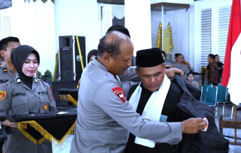 Kapolda Jatim Minta Perguruan Silat Patuhi Maklumat Aman Suro 2025 saat Suroan dan Suran Agung