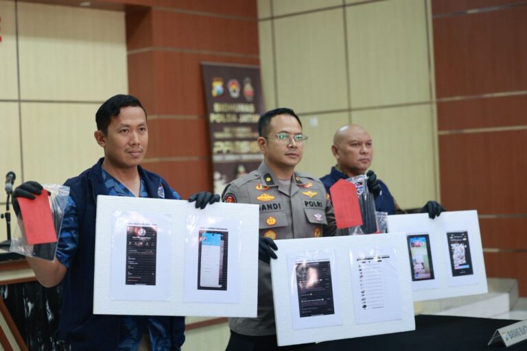 Polda Jatim Berhasil Amankan Seorang Pemuda di Jaksel Tersangka Penyebaran Konten Pornografi Anak Lewat Medsos