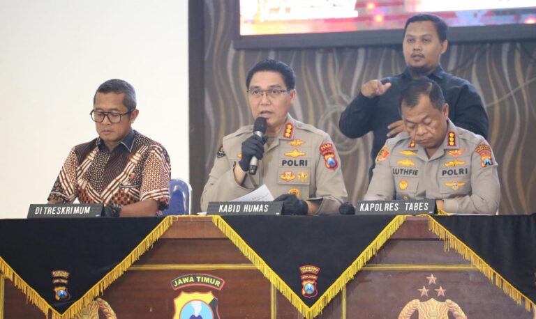 Polda Jatim Ungkap Fakta Kerusuhan di Surabaya Amankan 315 orang Tetapkan 33 Tersangka