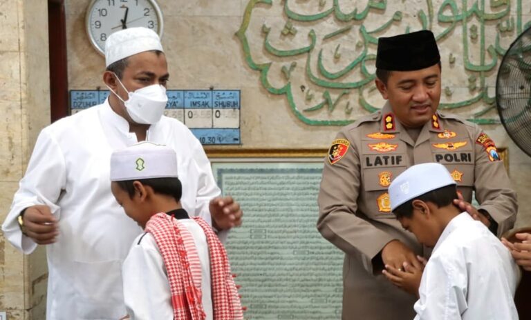 Polres Probolinggo Safari Jum’at Wujudkan Kemitraan yang Solid dan Lingkungan Kondusif