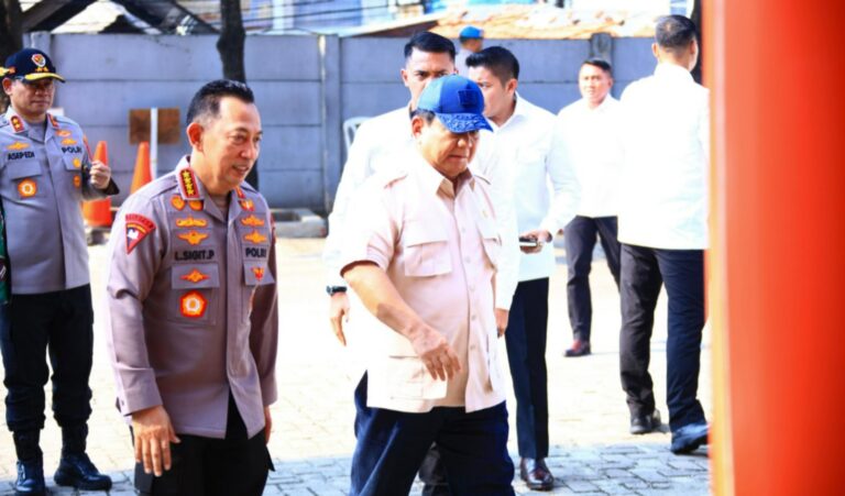 Presiden Kunjungi Polisi Korban Kerusuhan, Polri Janji Pulihkan Keamanan dan Tangkap Pelaku