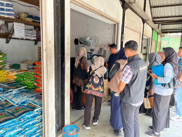 Polres Bojonegoro Bersama Pemkab Lakukan Sidak Gabungan, Pastikan HET Beras Tetap Terkendali
