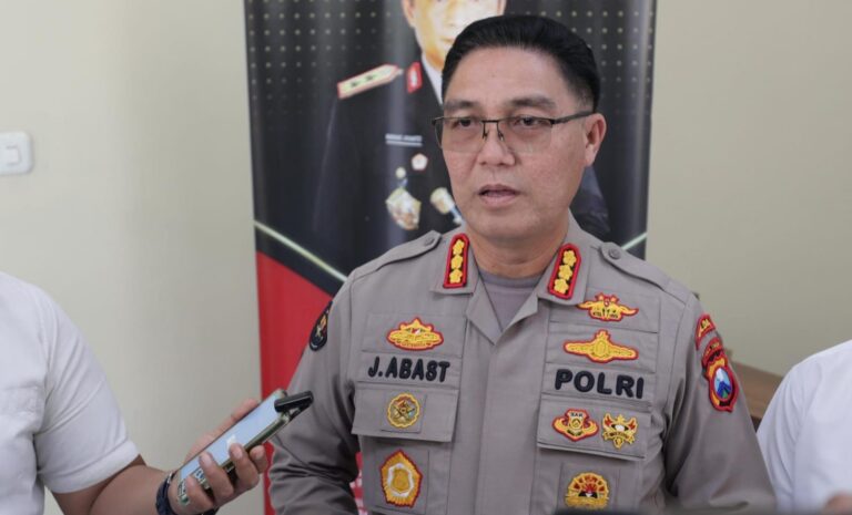 Polda Jatim Kerahkan Ratusan Personel Evakuasi dan Penanganan Darurat Erupsi Semeru
