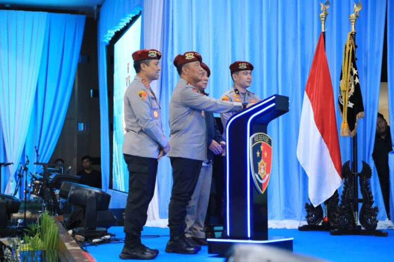 Wakapolri Luncurkan Program Pelayanan Pengaduan Reserse