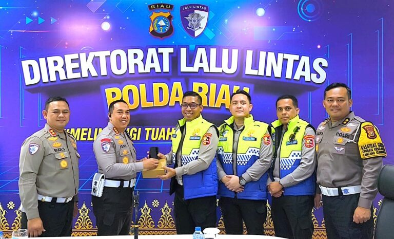 Korlantas Polri Perkuat Sistem ETLE di Pekanbaru Perangkat Statis Optimal dan Mobile Handheld Diperluas