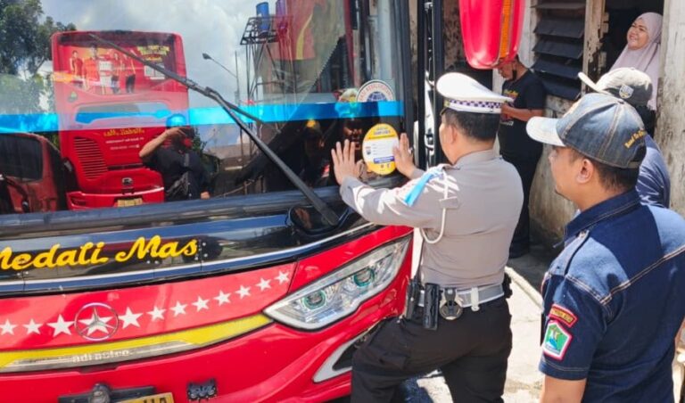 Ops Keselamatan Semeru 2026, Satlantas Polresta Malang Kota Pastikan Bus dan Sopir Siap Angkut Penumpang