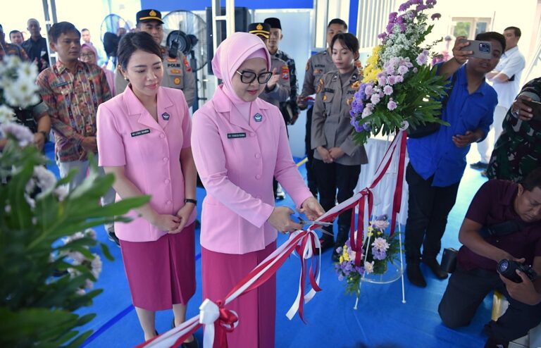 SPPG Polres Gresik di Bedilan Diresmikan Dukung Penguatan Gizi Nasional