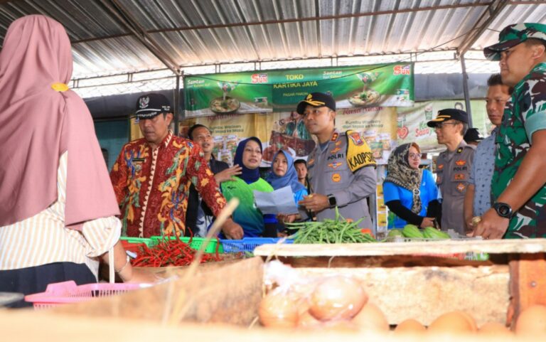 Polres Ngawi Bersama Pemkab Sidak Pasar Jaga Stabilitas Harga dan Ketersediaan Bapokting