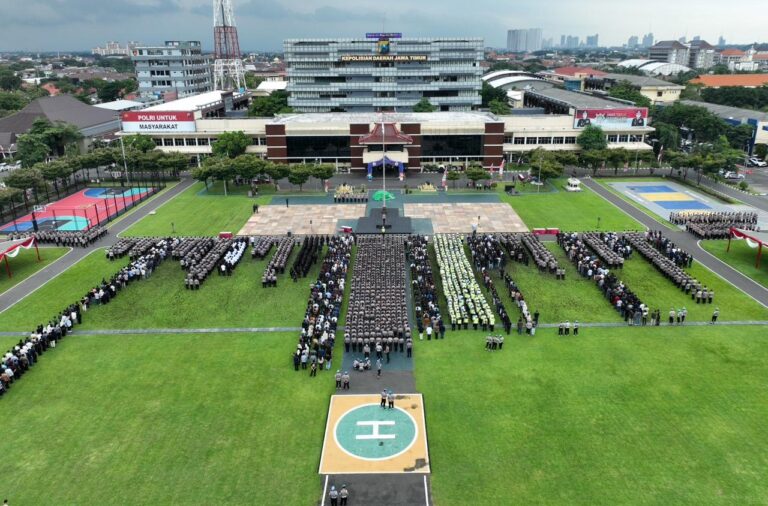 Polda Jatim Siagakan Ribuan Personel Layanan Pengamanan Malam Takbiran hingga Shalat Idulfitri