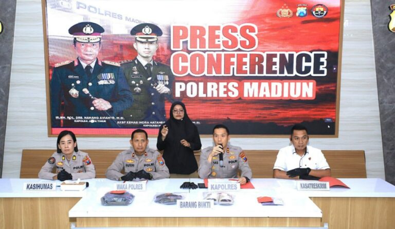 Polres Madiun Amankan Dua Tersangka Curanmor Modus Incar Motor di Persawahan dan Teras Rumah