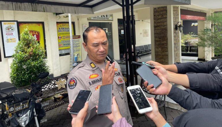 Polres Malang Amankan Tersangka Pengedar dan 21 Paket Sabu di Lawang