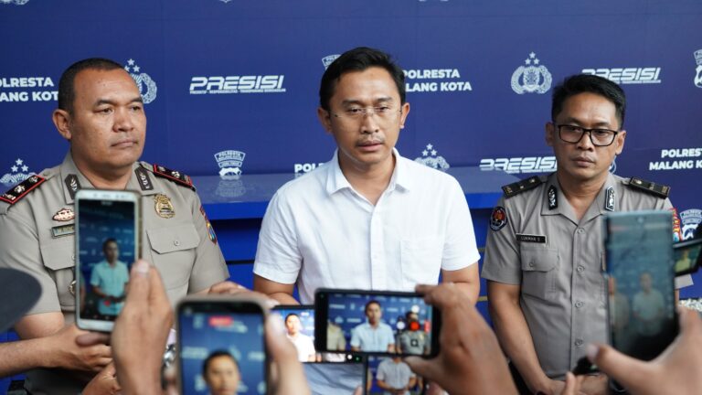 Polresta Malang Kota Tangkap Pemabuk Bacok Penjual Ayam Potong, Pelaku Residivis Dengan Kasus Yang Sama