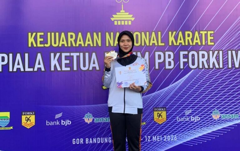 Bripda Salma Aulia, Polwan Ditpolsatwa Baharkam Polri Borong Medali di Kejurnas Karate PB FORKI 2026