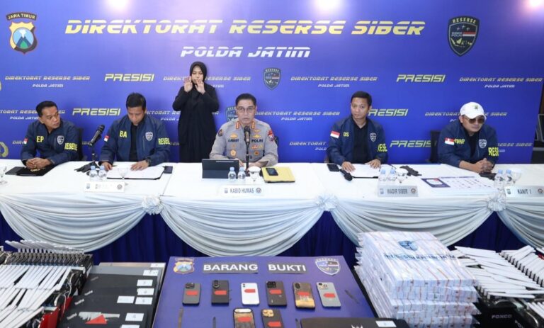 Polda Jatim Ungkap Dugaan Penyalahgunaan Data Pribadi untuk Layanan OTP Ilegal, Tiga Tersangka Diamankan