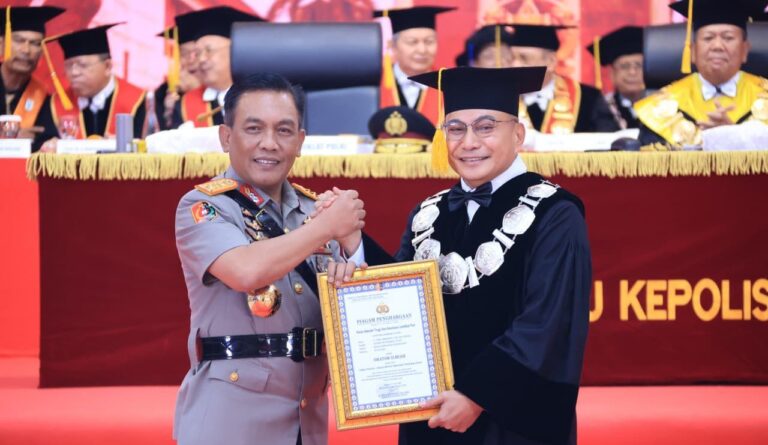Lahirkan Pemimpin Polri Masa Depan, STIK Wisuda 289 Lulusan S1, S2, dan Doktor Ilmu Kepolisian