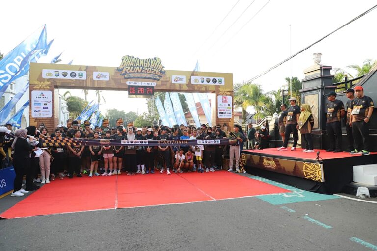 Polres Magetan Gelar Playon Bersama Masyarakat Sambut Hari Bhayangkara ke-80