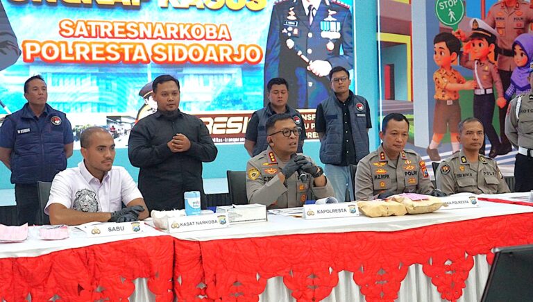 Polresta Sidoarjo Ungkap Peredaran Narkotika Jaringan Internasional, Dua WNA Diamankan