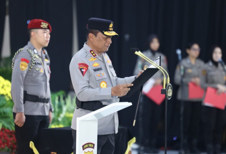 Kapolda Jatim Pimpin Sertijab PJU dan Kapolres, Perkuat Regenerasi Kepemimpinan dan Pelayanan Presisi