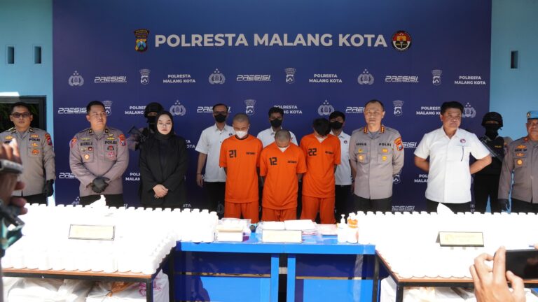 Polresta Malang Kota Bongkar Sindikat Narkoba Lintas Daerah, Sita 2 Kilogram Sabu, 500 Ekstasi dan 490 Ribu Pil Double L