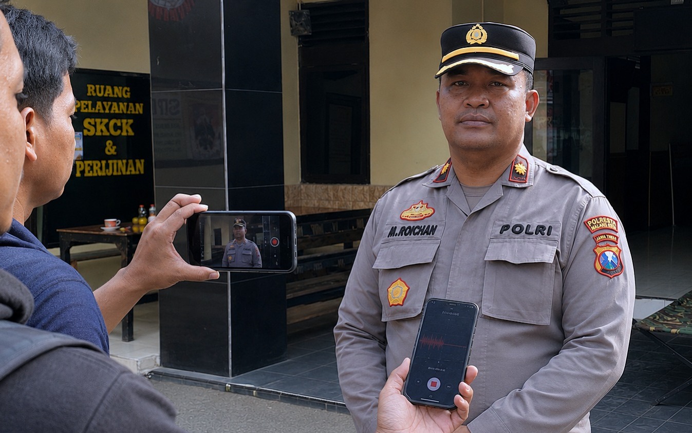 Kompol M. Roichan: Dua Pria Diserahkan Warga ke Polsek, Seluruh Proses Dilakukan Secara Profesional dan Transparan