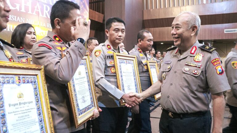 Polres Bojonegoro Torehkan Prestasi, Pelayanan Publik Raih Predikat Prima dari Kapolri