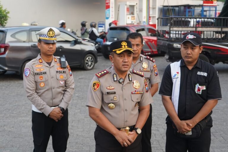 Kapolres Kediri Cek Pasokan di Sejumlah SPBU, Antisipasi Panic Buying BBM